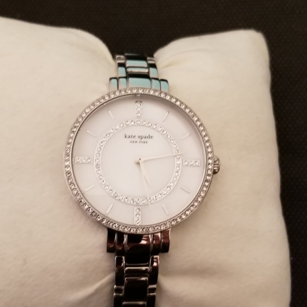 Kate Spade watch - Picture 2 of 3